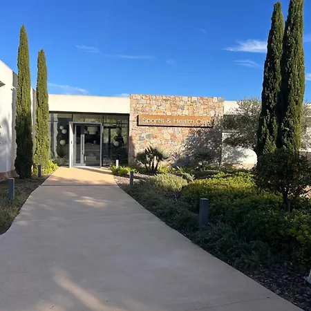 Colinas Golf & Country Club Apartment *
